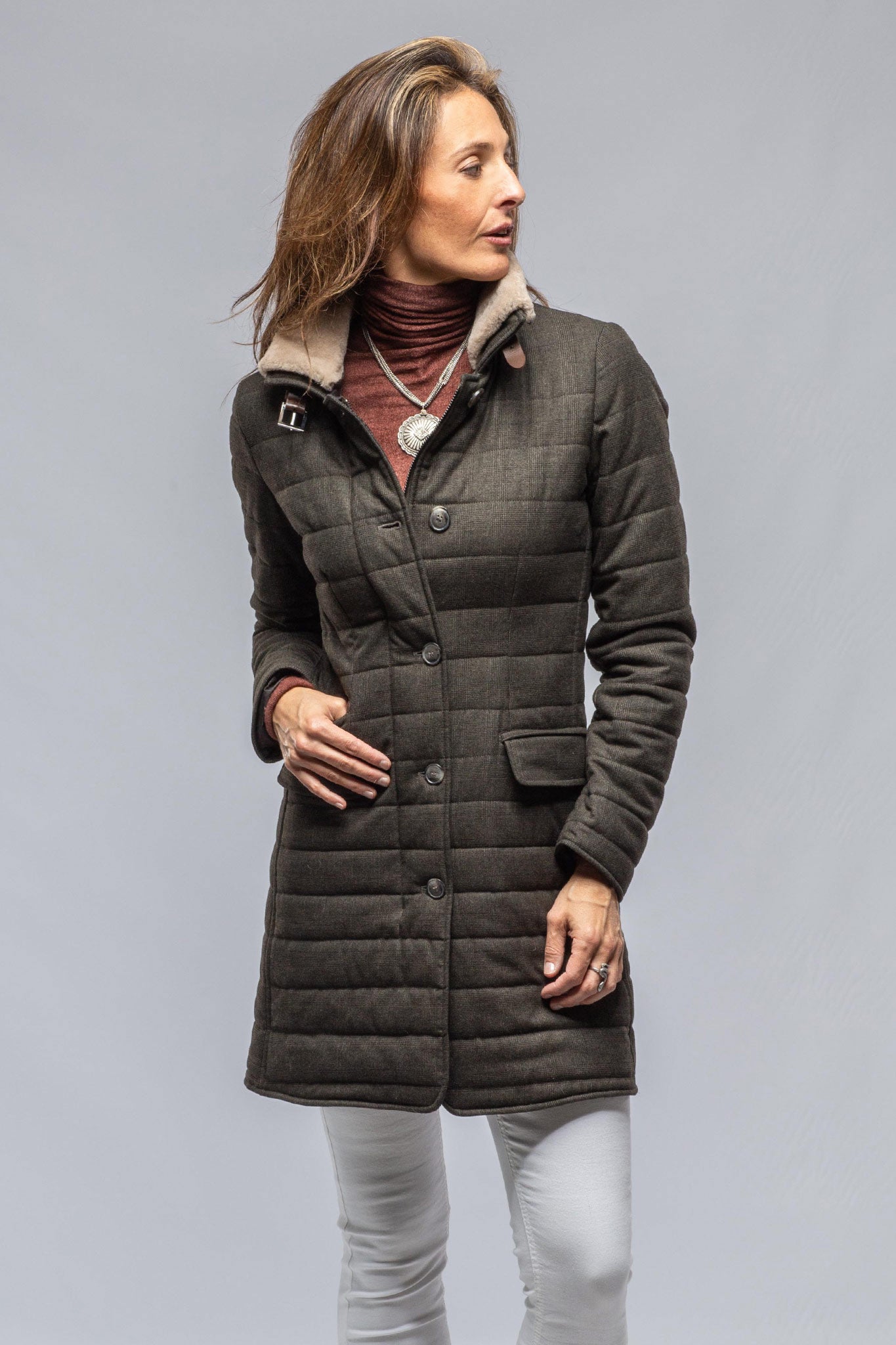 Gimo Women's Short Down Jacket in Navy Gimo Italia - ON SALE! – Saratoga  Saddlery & International Boutiques