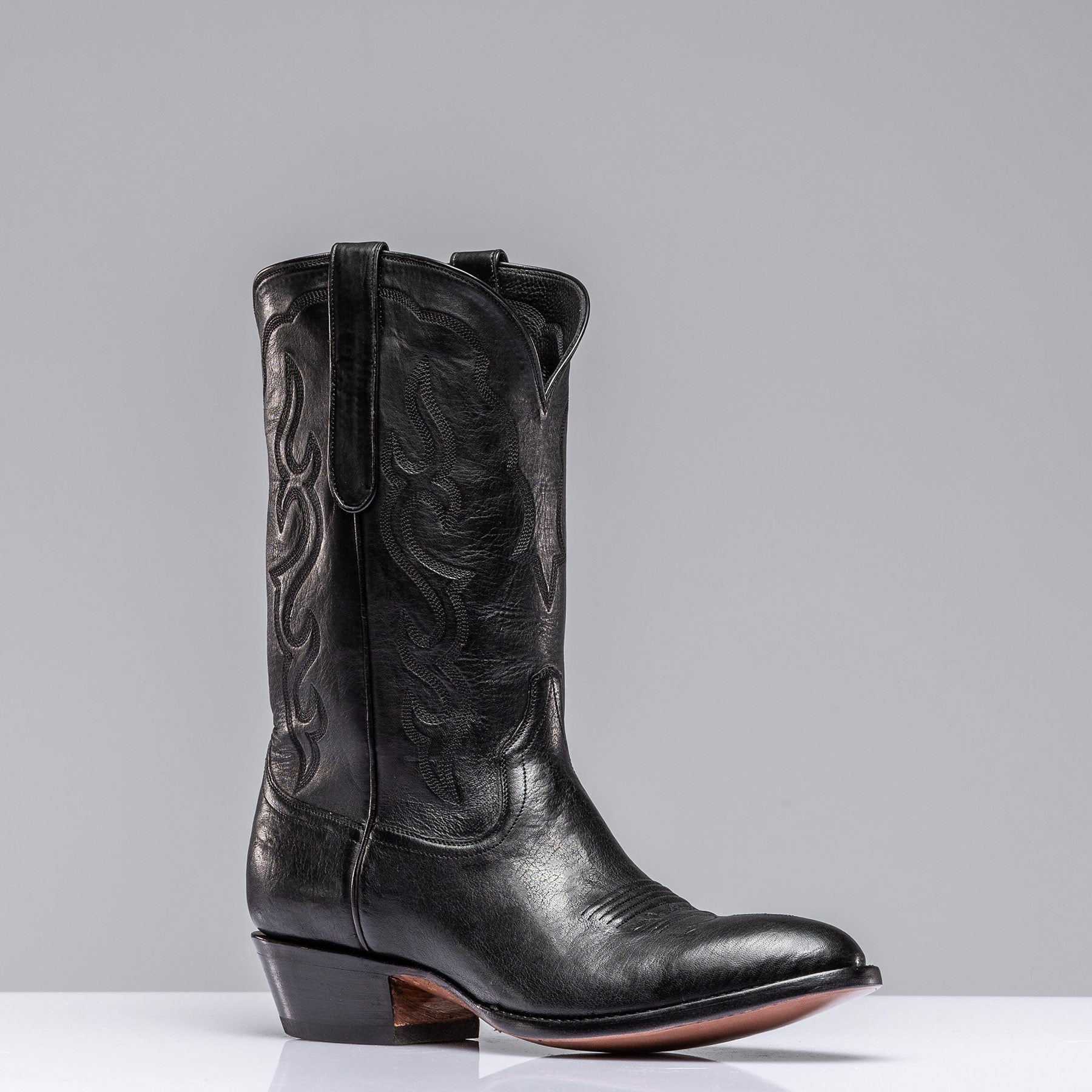 Plain black fashion cowboy boots