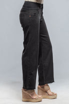Elisa Open Hem Jean In Navy/Black | Ladies - Pants - Jeans | European Culture