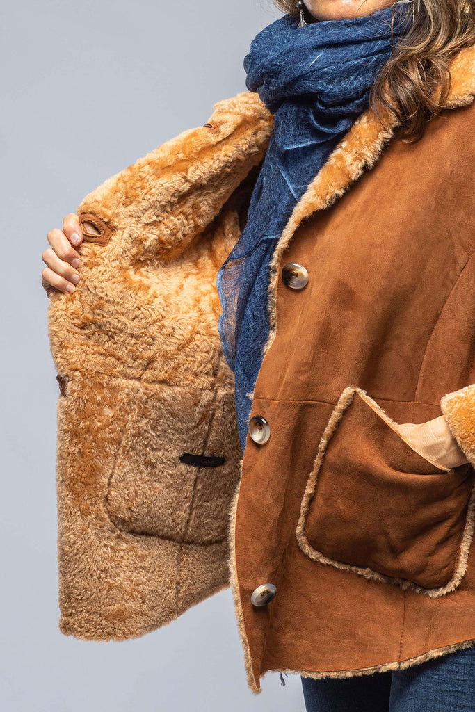 Avery Botton Front Shearling | Ladies - Outerwear - Shearling