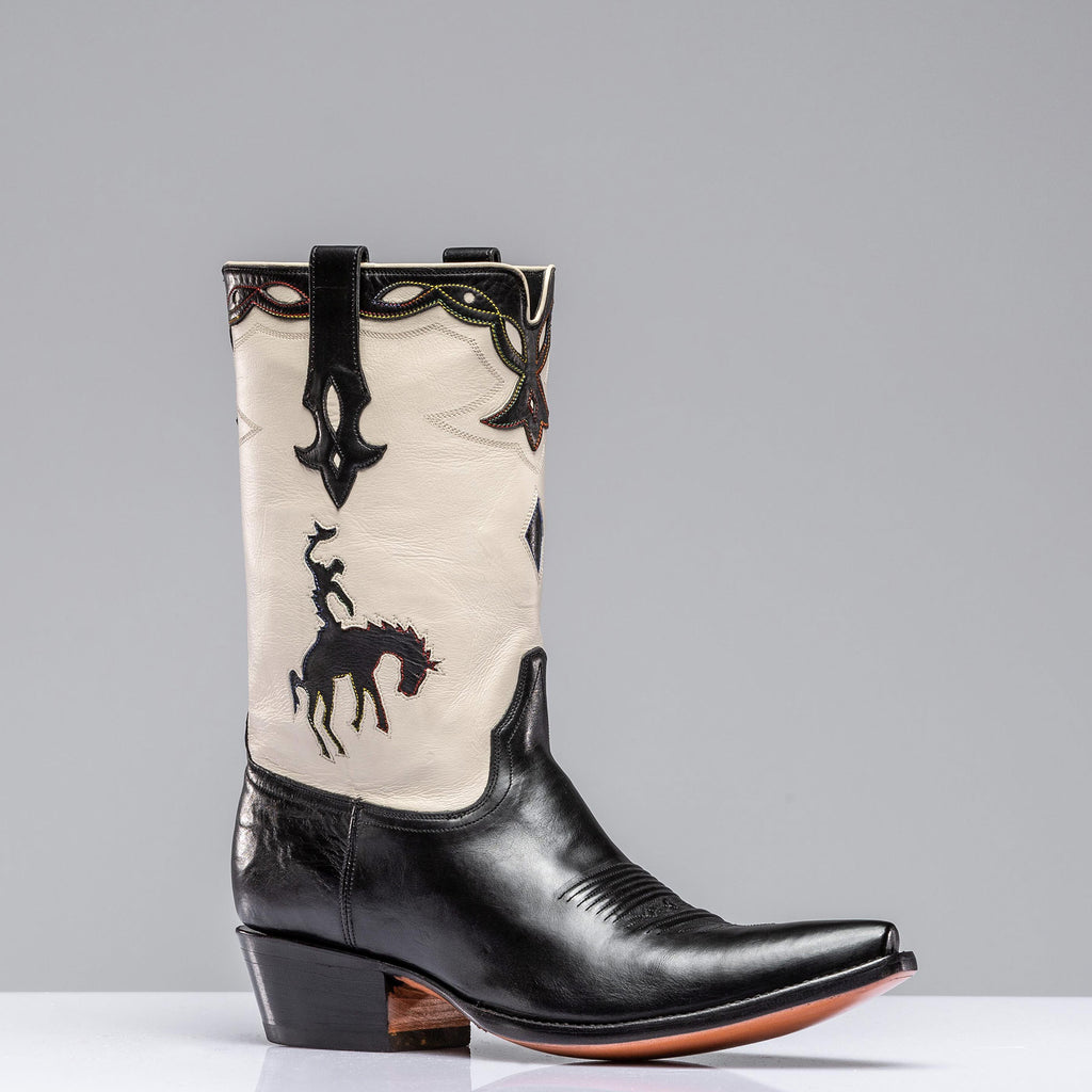 Big Bronc Boot In White And Black | Mens - Cowboy Boots
