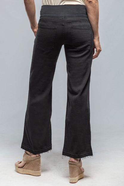 European Culture Elisa Open Hem Jean In Navy/Black Ladies - Pants - Jeans