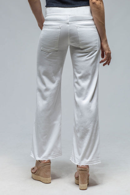 European Culture Elisa Open Hem Jean In White Ladies - Pants - Jeans