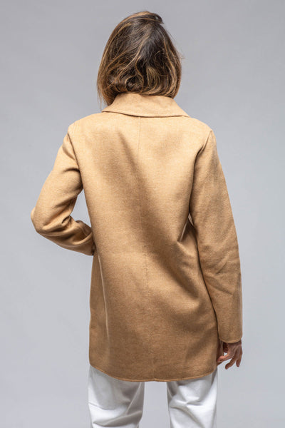 Gimo's Anita Coat Warehouse - Ladies - Outerwear - Cloth